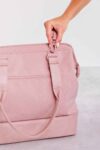 2479_Weekender_AtlasPink_Front_b319d631-c177-46b9-b260-2365ce771ac3