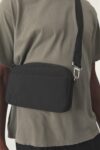 BEIS139501-TheTravelCrossbody-Black-Product_1535_V1