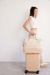 Beis_Weekender_Beige_Product_2100_1aead20e-d9f6-43ba-8612-f2b879e992e9